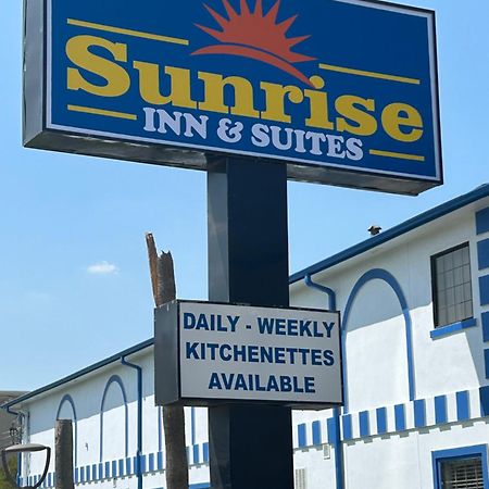 Sunrise Inn & Suites Ченелвью Екстер'єр фото
